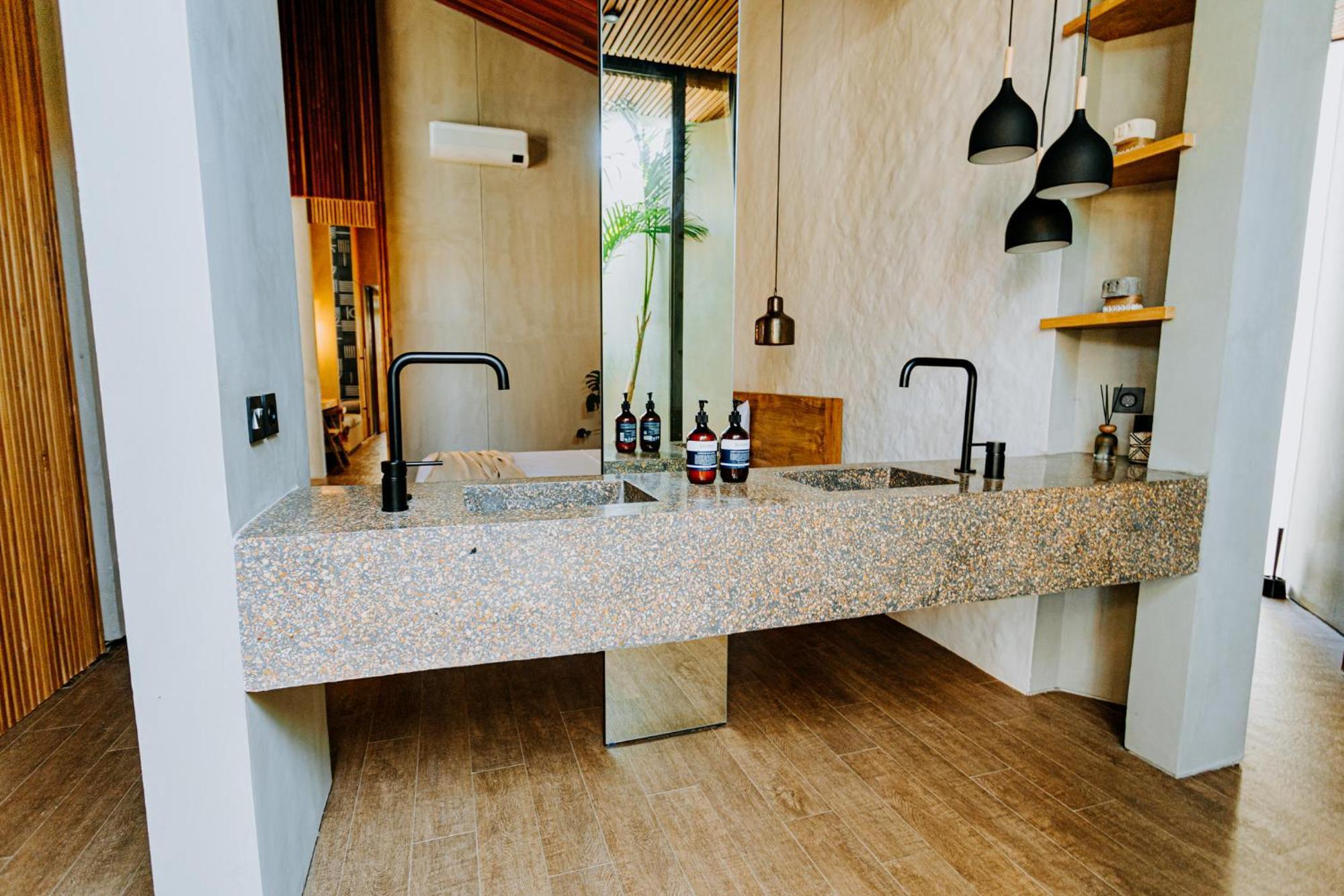 Villa Feh Bali By House Of Winds - Neo Tropical Eden Near Canggu Kerobokan Esterno foto
